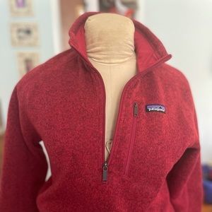 Patagonia ladies front zip pullover in size small